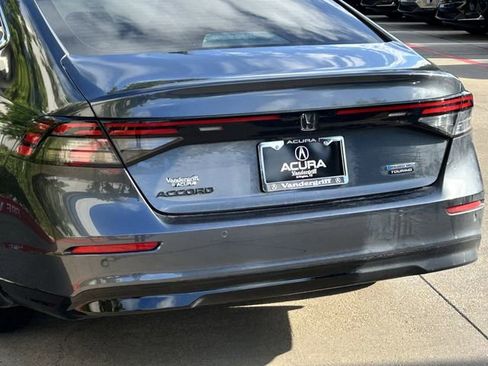 Used 2024 Honda Accord Touring image 6