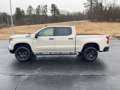 New 2026 Chevrolet Silverado 1500 Custom Trail Boss w/ Turbomax Blackout Package AWD/4WD image 4