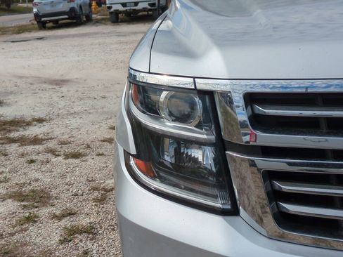 Used 2019 Chevrolet Tahoe LS w/ Enhanced Driver Alert Package image 9