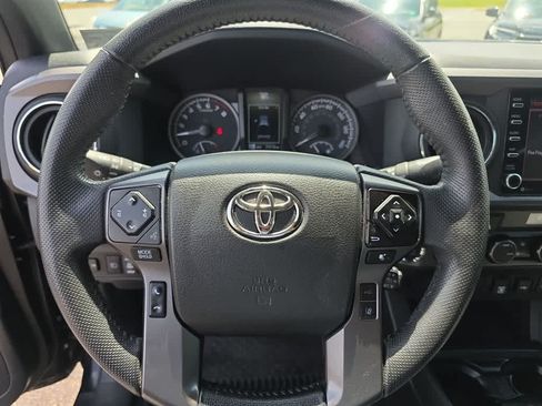 Used 2023 Toyota Tacoma TRD Off-Road AWD/4WD image 20