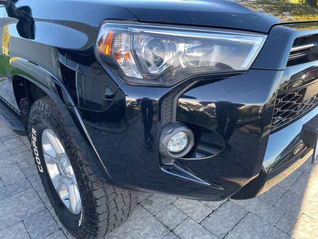 Used 2023 Toyota 4Runner SR5 Premium w/ Moonroof Package AWD/4WD image 13