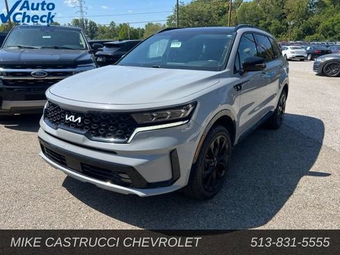 Used 2023 Kia Sorento SX AWD/4WD image 1