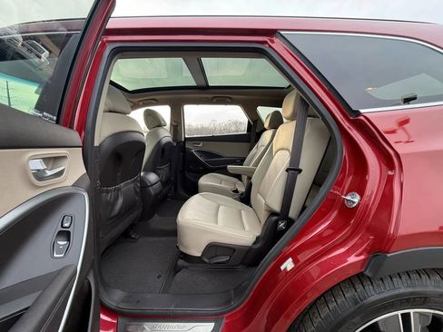 Used 2016 Hyundai Santa Fe Limited w/ Option Group 04 image 16