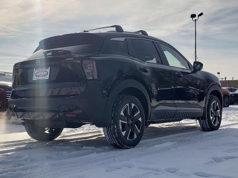 New 2026 Nissan Kicks SV image 7