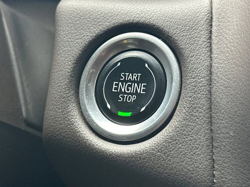 Used 2024 Chevrolet Tahoe LT AWD/4WD image 23