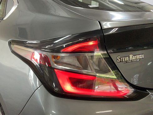 Used 2016 Chevrolet Volt Premier w/ Driver Confidence Package FWD image 26