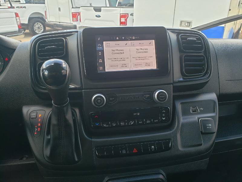 Used 2025 RAM ProMaster 2500 w/ Convenience Group FWD image 15