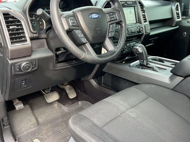 Used 2016 Ford F150 XLT w/ Equipment Group 302A Luxury AWD/4WD image 20