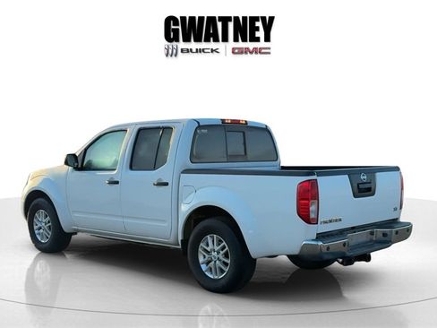 Used 2016 Nissan Frontier SV w/ SV Value Truck Package image 5