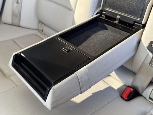 Used 2014 Mercedes-Benz E 350 Sedan image 69