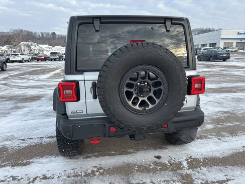 Used 2022 Jeep Wrangler Unlimited Rubicon w/ Xtreme Recon 35" Tire Package image 11