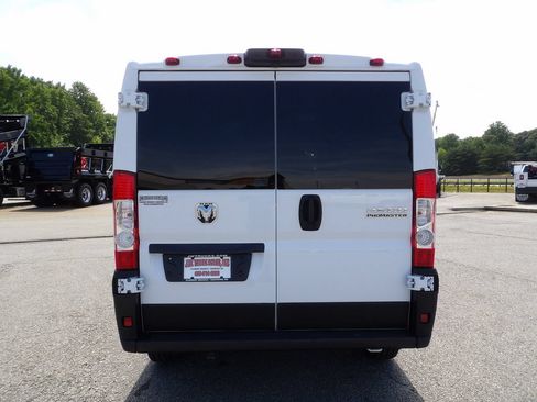 Used 2025 RAM ProMaster 2500 w/ U-Haul Equipment Group FWD image 6