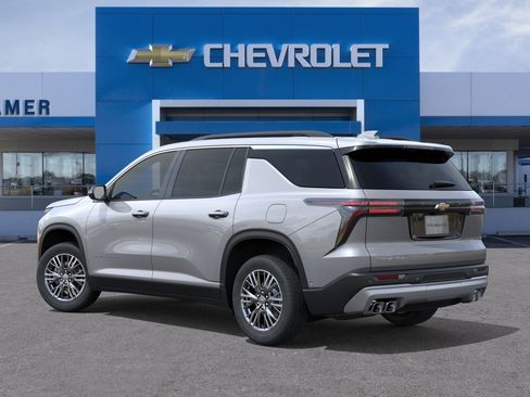 New 2026 Chevrolet Traverse LT w/ LPO, Floor Liner Package FWD image 27