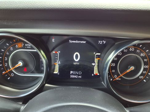 Used 2021 Jeep Wrangler Sport AWD/4WD image 16