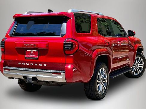 Used 2025 Toyota 4Runner Limited AWD/4WD image 5