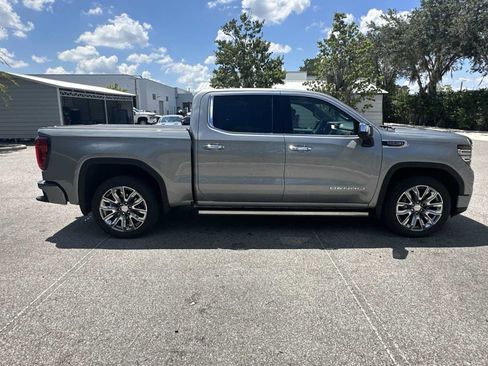 Used 2024 GMC Sierra 1500 Denali AWD/4WD image 7