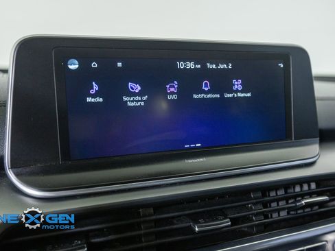 Used 2022 Kia Telluride S FWD image 19