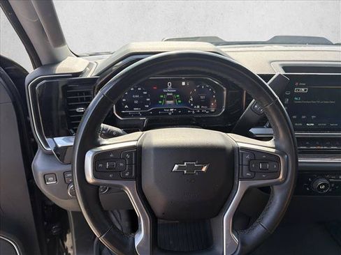 Used 2023 Chevrolet Silverado 1500 LT Trail Boss AWD/4WD image 14