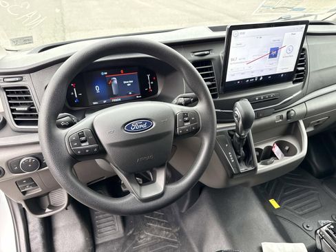 New 2026 Ford Transit 250 Low Roof w/ Load Area Protection Package RWD image 13