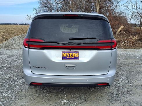 New 2026 Chrysler Pacifica Select w/ S Appearance Package FWD image 26