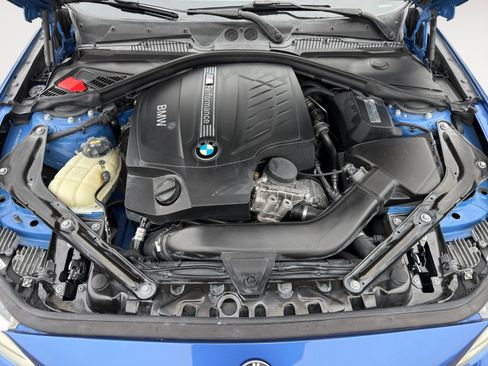 Used 2016 BMW M235i Convertible image 19