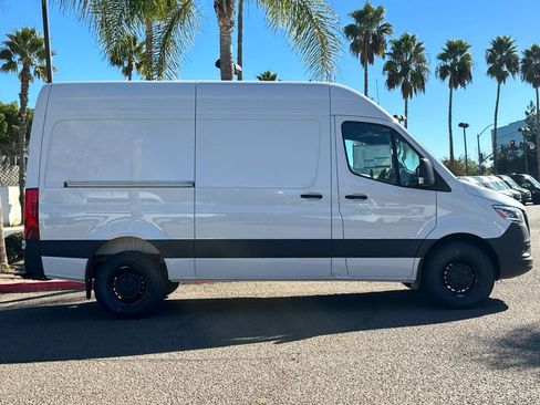 New 2025 Mercedes-Benz Sprinter 2500 image 2