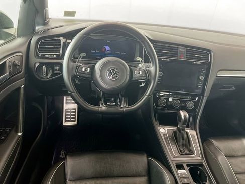 Used 2018 Volkswagen Golf R 4-Door AWD/4WD image 23