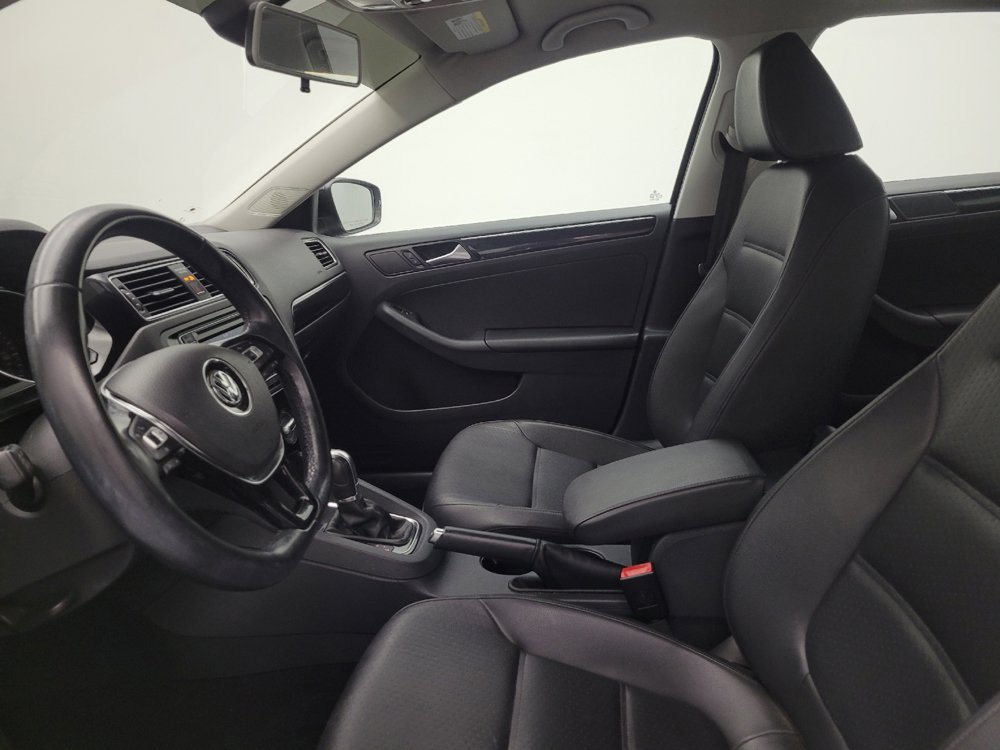 Used 2016 Volkswagen Jetta SEL FWD image 17