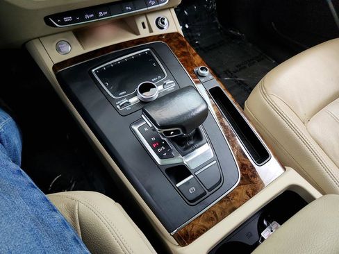 Used 2018 Audi Q5 2.0T Premium Plus image 19