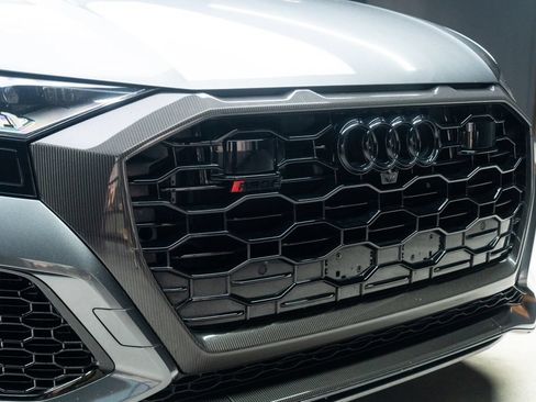 Used 2021 Audi RS Q8 w/ Carbon Optic Package AWD/4WD image 7