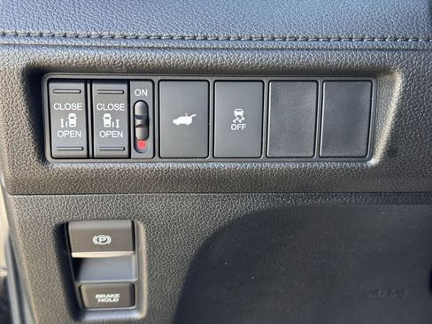 Used 2025 Honda Odyssey Sport-L image 22