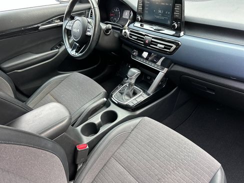 Used 2023 Kia Seltos S AWD/4WD image 15
