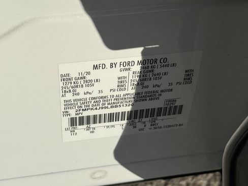 Used 2020 Ford Edge SEL w/ Cold Weather Package image 40