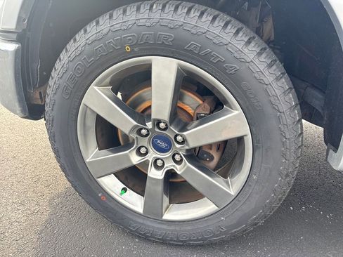 Used 2015 Ford F150 Lariat AWD/4WD image 27