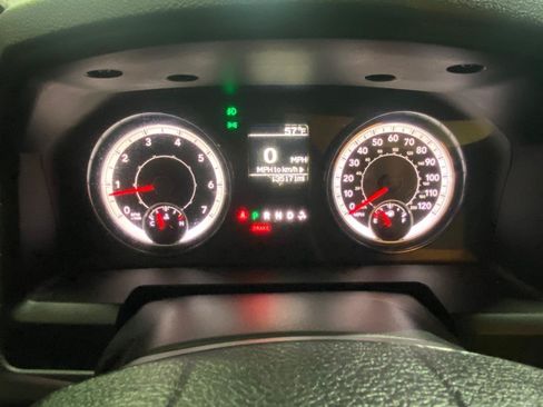 Used 2018 RAM 1500 Express AWD/4WD image 18