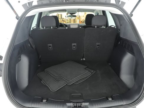 Used 2022 Ford Escape S image 18