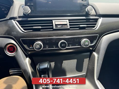 Used 2019 Honda Odyssey EX image 11