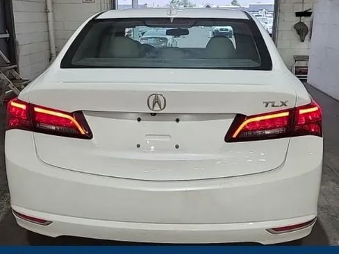 Used 2016 Acura TLX image 5