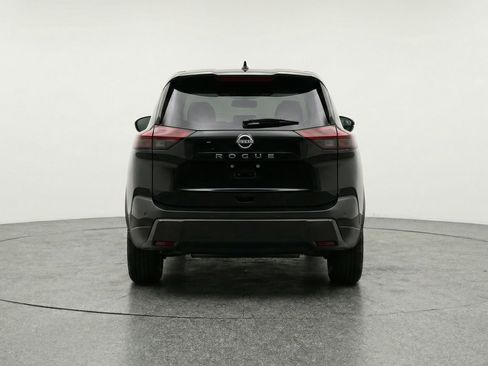 Used 2025 Nissan Rogue SV FWD image 7