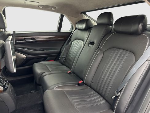 Used 2019 Genesis G90 5.0 Ultimate RWD image 38