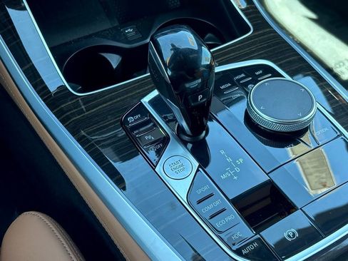 Used 2023 BMW X5 M50i image 21