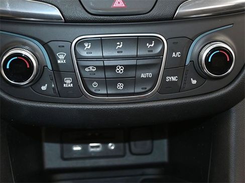 Used 2024 Chevrolet Traverse RS w/ LPO, Floor Liner Package image 25