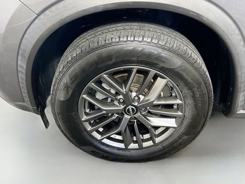 Used 2023 Nissan Rogue S AWD/4WD image 13