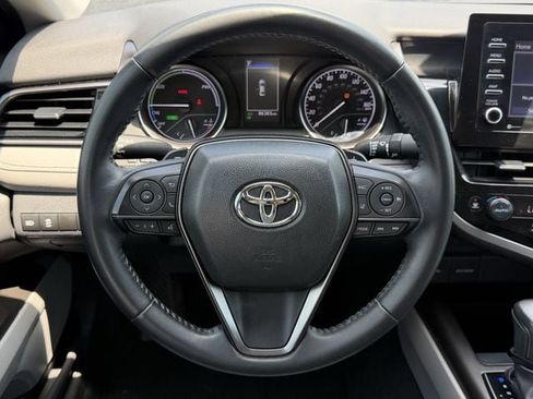 Certified 2023 Toyota Camry SE FWD image 13