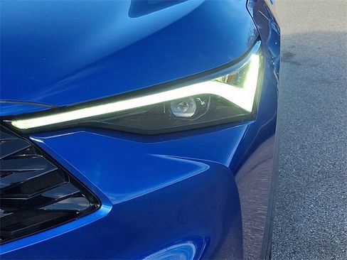 Certified 2025 Acura ADX A-Spec image 9