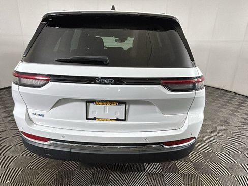 Used 2023 Jeep Grand Cherokee 4WD 4xe image 4