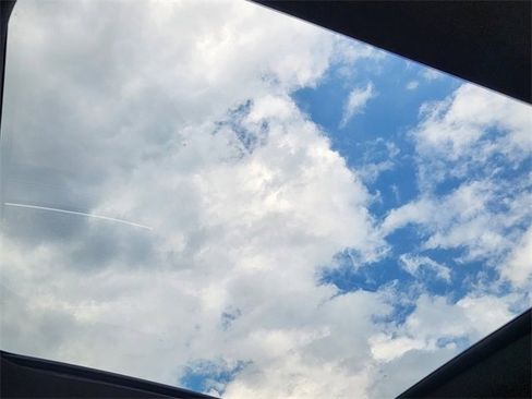 Certified 2026 Mercedes-Benz GLB 250 4MATIC image 22