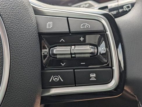 Used 2024 Kia Sorento SX FWD image 25