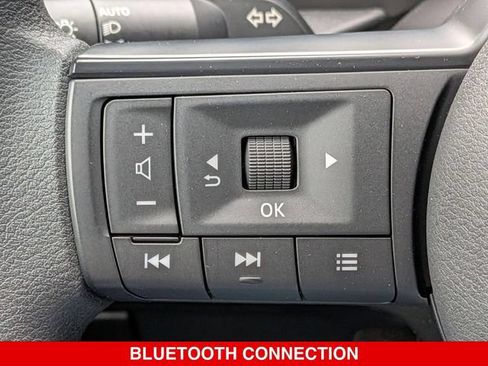 Certified 2025 Nissan Kicks SV AWD/4WD image 20