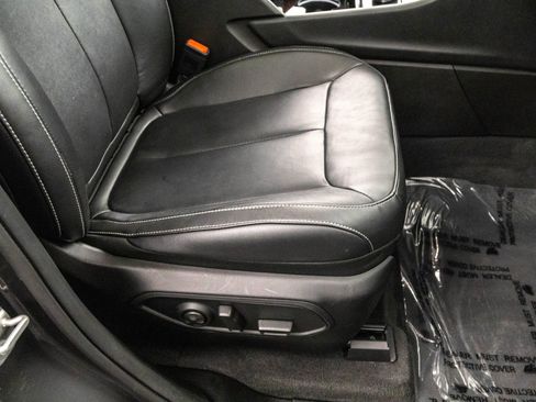 Used 2021 Jeep Grand Cherokee L Limited AWD/4WD image 42